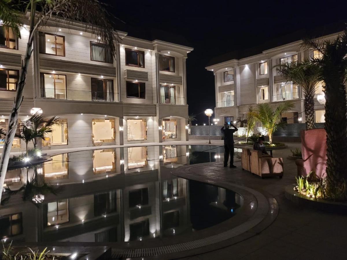 The Imperial Prime Clarks Inn Suites, Bhilwara Exteriör bild