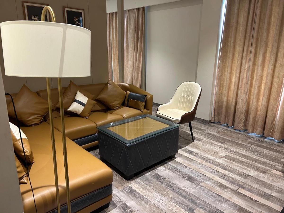 The Imperial Prime Clarks Inn Suites, Bhilwara Exteriör bild