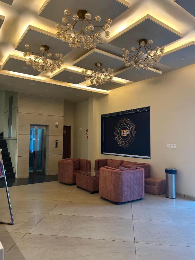 The Imperial Prime Clarks Inn Suites, Bhilwara Exteriör bild