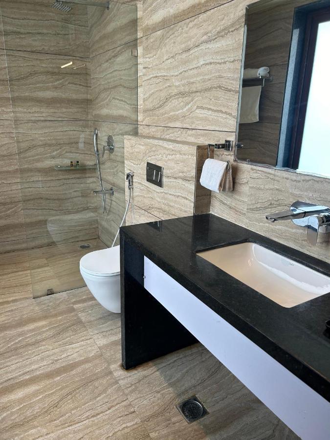 The Imperial Prime Clarks Inn Suites, Bhilwara Exteriör bild