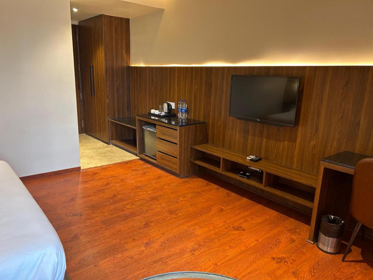 The Imperial Prime Clarks Inn Suites, Bhilwara Exteriör bild