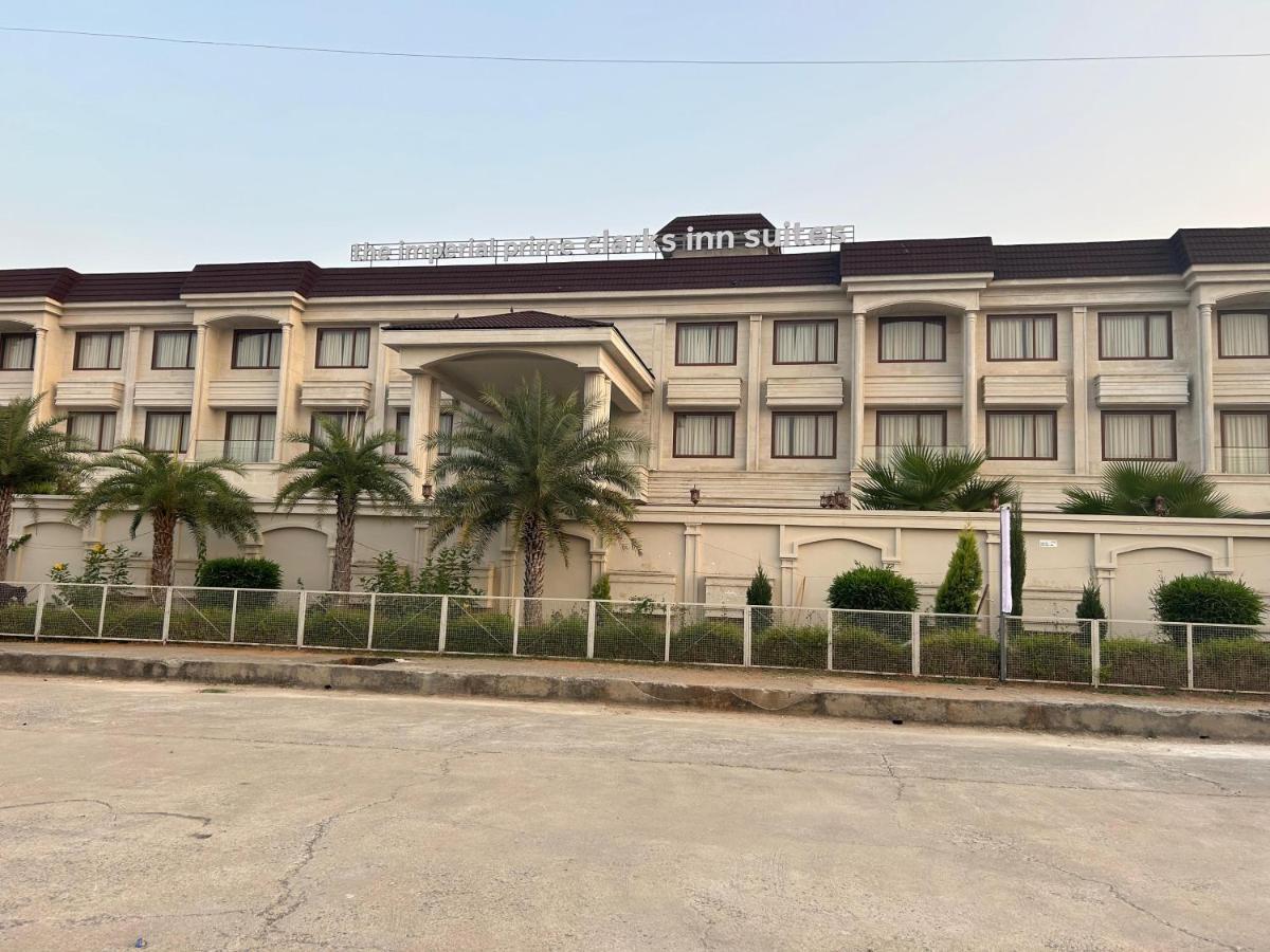 The Imperial Prime Clarks Inn Suites, Bhilwara Exteriör bild